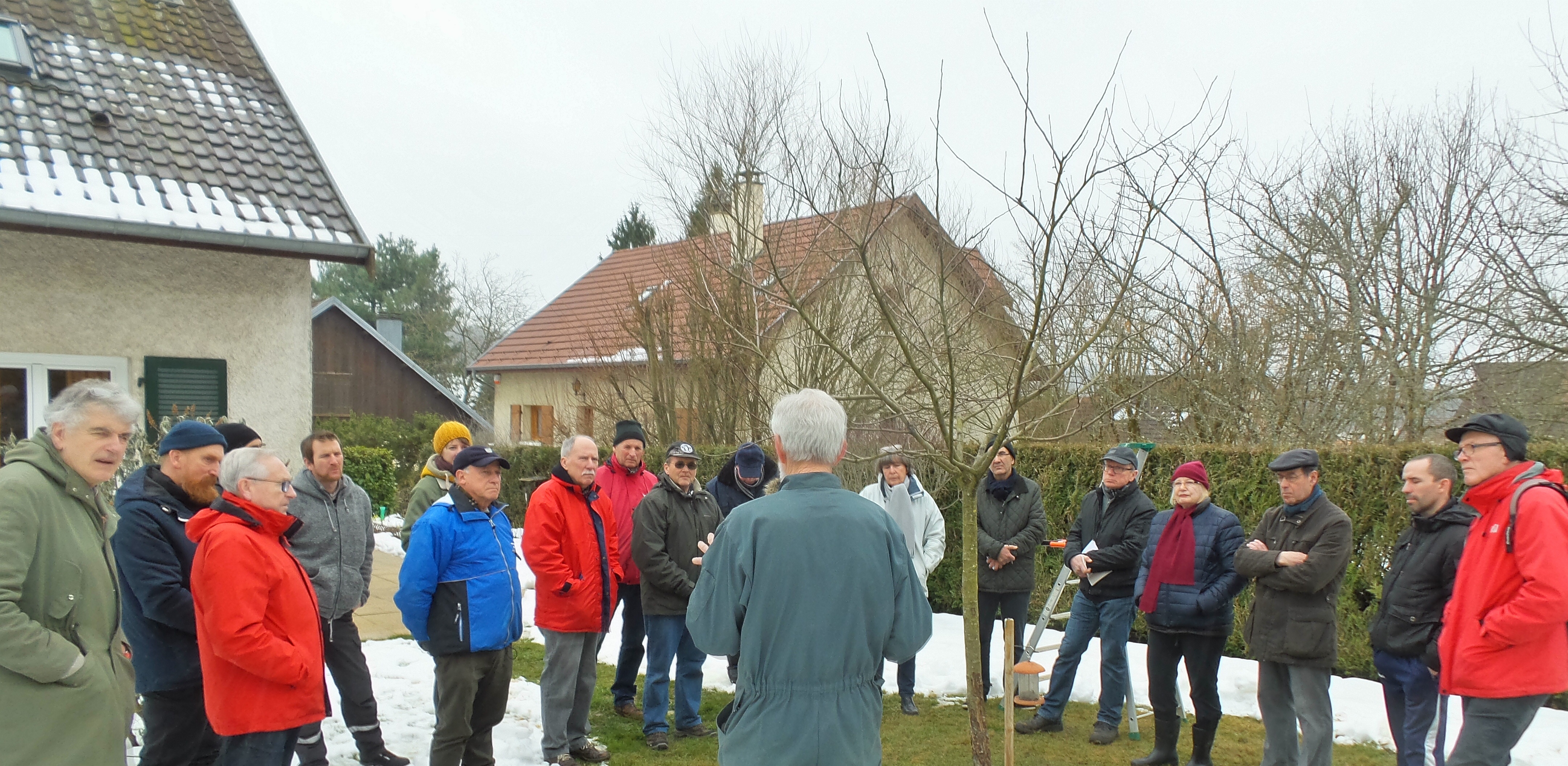 Lire la suite à propos de l’article Atelier de taille à Ecole-Valentin en mars 2018<span class="rating-result after_title mr-filter rating-result-23479" >			<span class="no-rating-results-text">.</span>		</span>