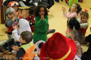 "Les contes du Soleil" interprétée par la compagnie "Le Jupon à plumes"