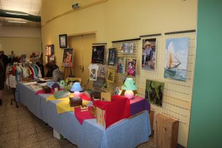 Lire la suite à propos de l’article Marché de Noël de l&rsquo;ACEV au CAL – Photos