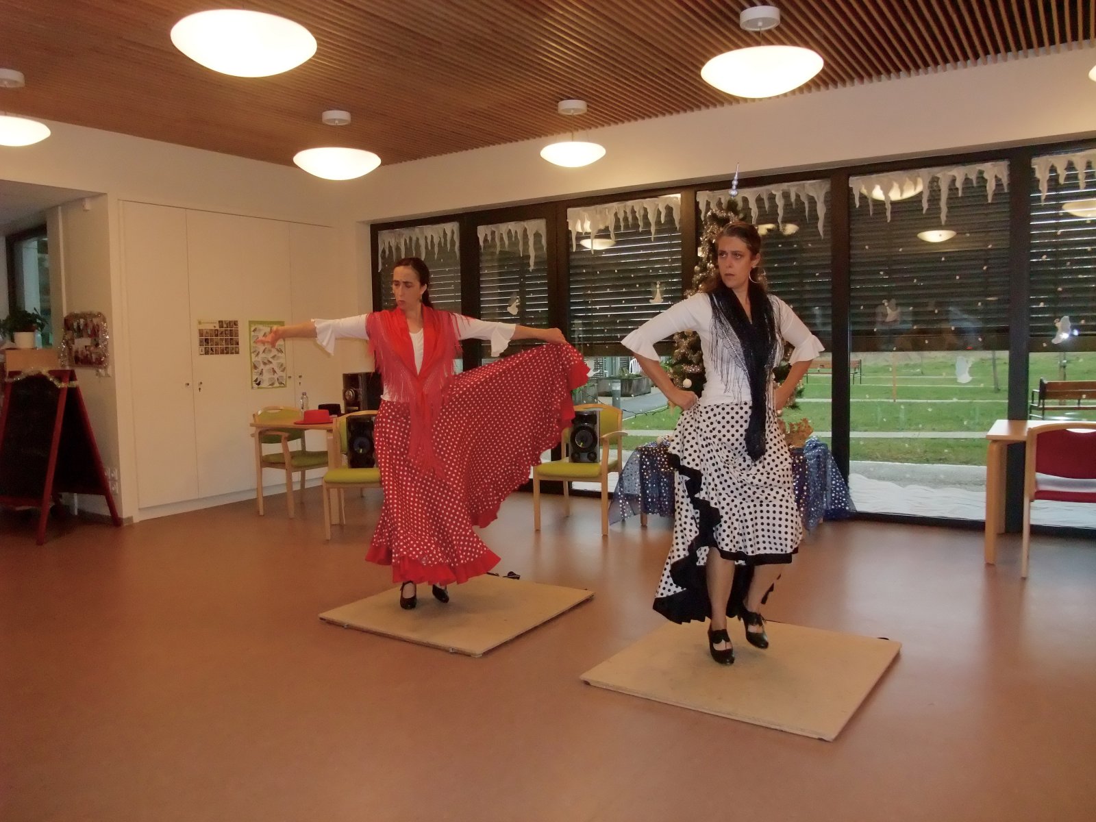 Lire la suite à propos de l’article Danses « Flamenco » aux Valentines<span class="rating-result after_title mr-filter rating-result-22991" >			<span class="no-rating-results-text">.</span>		</span>