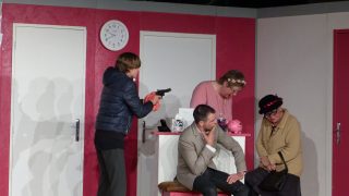 Lire la suite à propos de l’article Hold up à la banque Root