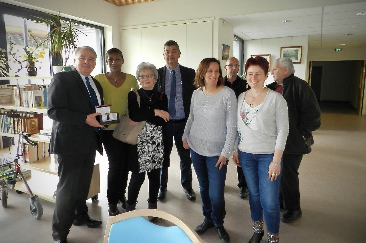 Lire la suite à propos de l’article Pot de départ aux Valentines<span class="rating-result after_title mr-filter rating-result-23623" >			<span class="no-rating-results-text">.</span>		</span>